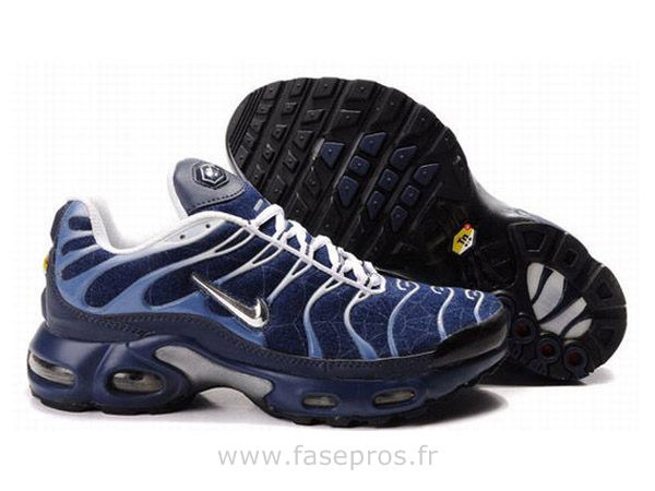 basquette nike tn pas cher basquette nike tn pas cher